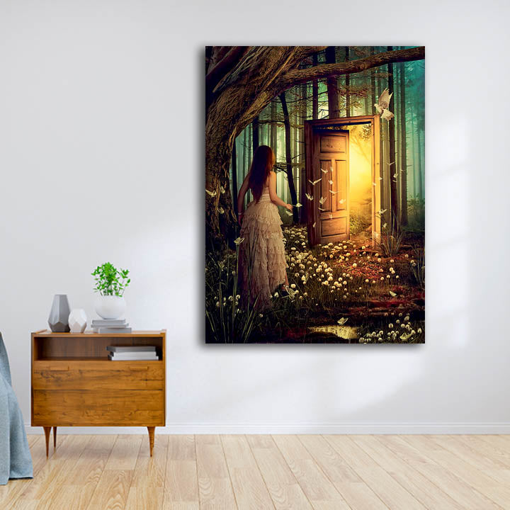 Κοπέλα και Πόρτα στο Δάσος - Time2PrintCanvas